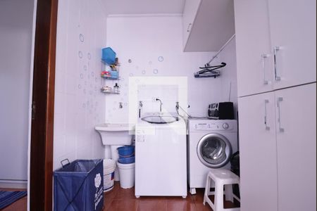 Casa à venda com 133m², 3 quartos e 2 vagasÁrea de serviço