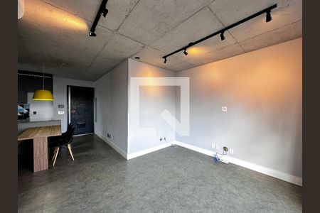Sala de apartamento para alugar com 2 quartos, 69m² em Jardim das Acácias, São Paulo