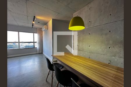 Sala de apartamento para alugar com 2 quartos, 69m² em Jardim das Acácias, São Paulo