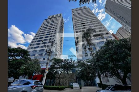 Fachada de apartamento para alugar com 2 quartos, 69m² em Jardim das Acácias, São Paulo