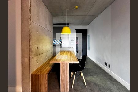 Sala de apartamento para alugar com 2 quartos, 69m² em Jardim das Acácias, São Paulo