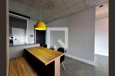 Sala de apartamento para alugar com 2 quartos, 69m² em Jardim das Acácias, São Paulo