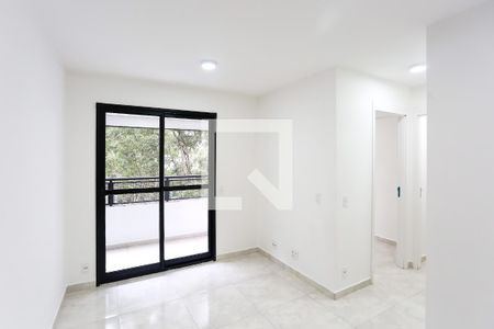 Sala de apartamento à venda com 2 quartos, 50m² em Vila Suzana, São Paulo