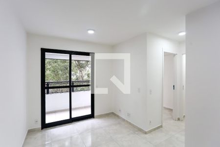 Sala de apartamento à venda com 2 quartos, 50m² em Vila Suzana, São Paulo