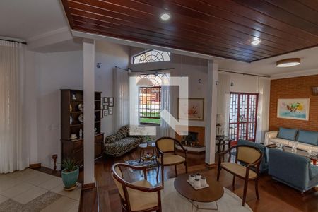 Sala de Estar  de casa à venda com 3 quartos, 302m² em Cidade Universitária, Campinas