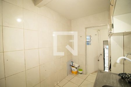 Cozinha  de casa para alugar com 2 quartos, 80m² em Parque Ramos Freitas, São Paulo