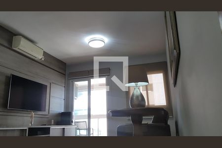 Detalhe Sala de apartamento para alugar com 2 quartos, 94m² em Gonzaga, Santos