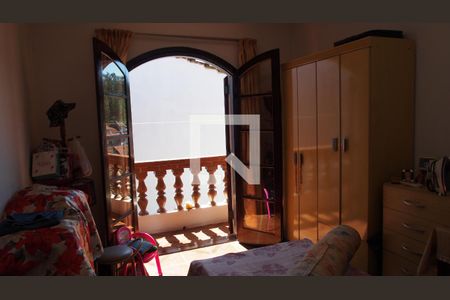 Casa à venda com 283m², 5 quartos e 6 vagasQuarto 2