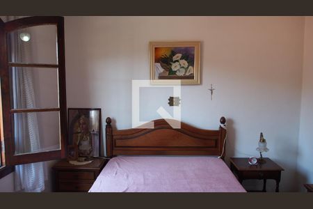 Casa à venda com 283m², 5 quartos e 6 vagasQuarto 3 - Suíte