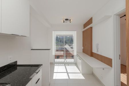 Sala/ Cozinha de apartamento para alugar com 1 quarto, 32m² em Jardim Caravelas, São Paulo