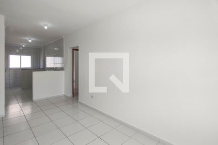 Sala de apartamento para alugar com 2 quartos, 66m² em Nova Mirim, Praia Grande