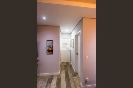 Apartamento à venda com 105m², 2 quartos e 2 vagasCorredor