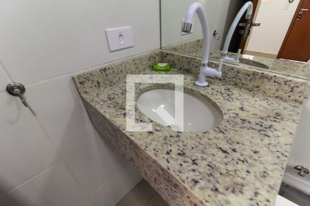 Apartamento à venda com 44m², 2 quartos e sem vaga Apartamento à venda com 44m², 2 quartos e sem vagaBanheiro