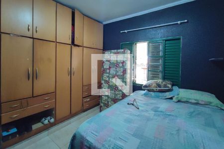 Casa à venda com 1000m², 4 quartos e 2 vagasQuarto 4