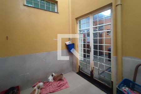 Casa à venda com 1000m², 4 quartos e 2 vagasÁrea de Serviço