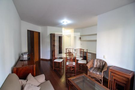 Apartamento à venda com 98m², 3 quartos e 2 vagas Apartamento à venda com 98m², 3 quartos e 2 vagasSala