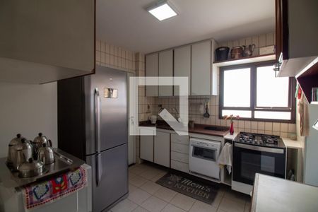 Apartamento à venda com 98m², 3 quartos e 2 vagas Apartamento à venda com 98m², 3 quartos e 2 vagasCozinha