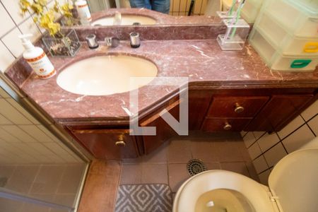 Apartamento à venda com 98m², 3 quartos e 2 vagas Apartamento à venda com 98m², 3 quartos e 2 vagasBanheiro da Suíte