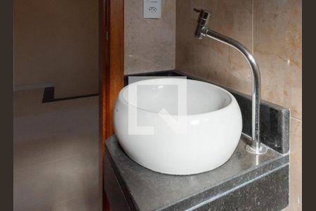 Casa à venda com 300m², 3 quartos e 5 vagas Casa à venda com 300m², 3 quartos e 5 vagasBanheiro