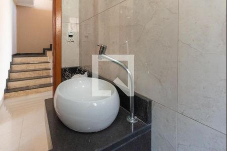 Casa à venda com 300m², 3 quartos e 5 vagas Casa à venda com 300m², 3 quartos e 5 vagasLavabo