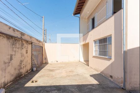 Garagem de casa à venda com 3 quartos, 300m² em Parque Santa Bárbara, Campinas