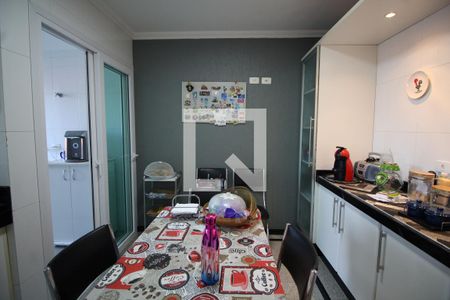 Casa à venda com 351m², 3 quartos e 5 vagas Casa à venda com 351m², 3 quartos e 5 vagasCozinha