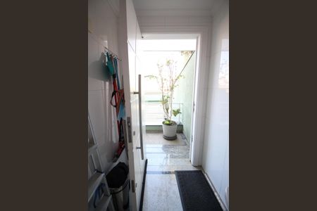 Casa à venda com 351m², 3 quartos e 5 vagas Casa à venda com 351m², 3 quartos e 5 vagasÁrea de Serviço