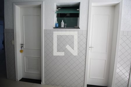 Casa à venda com 351m², 3 quartos e 5 vagas Casa à venda com 351m², 3 quartos e 5 vagasÁrea de Serviço