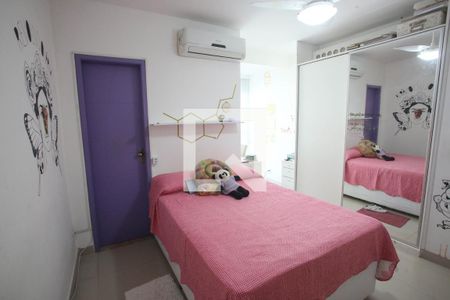 Casa à venda com 120m², 3 quartos e 1 vagaQuarto Suíte 2