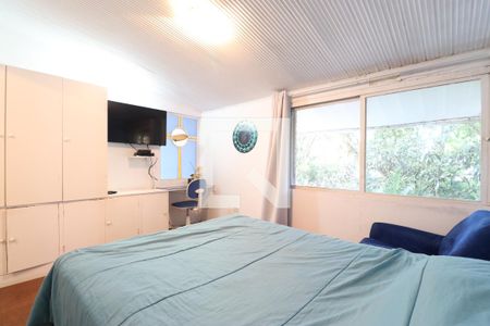 Casa à venda com 247m², 6 quartos e 4 vagasQuarto 5