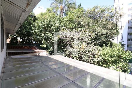 Casa à venda com 247m², 6 quartos e 4 vagasVista do Quarto 2