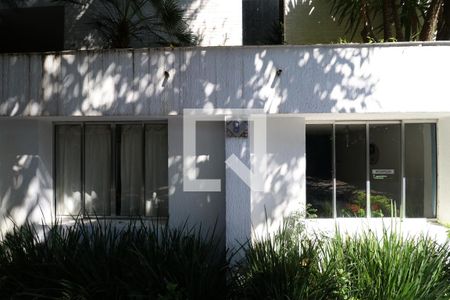 Casa à venda com 247m², 6 quartos e 4 vagasFachada