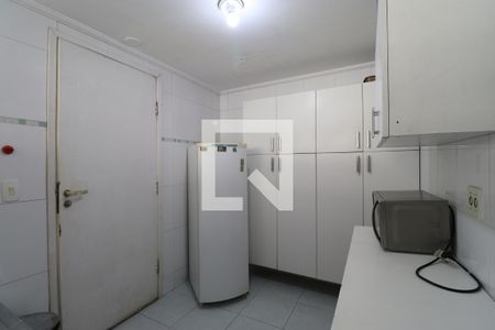 Casa à venda com 247m², 6 quartos e 4 vagasCozinha