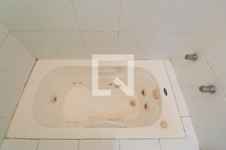 Casa à venda com 247m², 6 quartos e 4 vagasBanheira