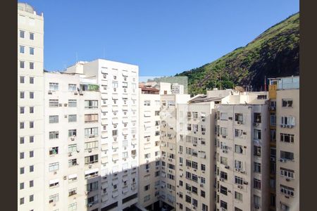 Vista do Quarto 1 de apartamento à venda com 2 quartos, 68m² em Copacabana, Rio de Janeiro