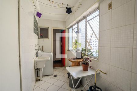 Apartamento à venda com 130m², 4 quartos e 1 vagaÁrea de Serviço