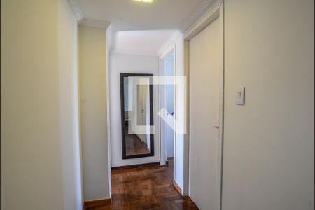 Apartamento à venda com 130m², 4 quartos e 1 vagaCorredor