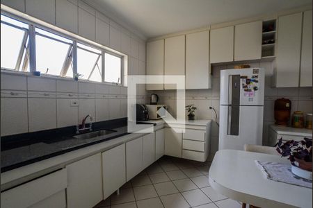 Apartamento à venda com 130m², 4 quartos e 1 vagaCozinha