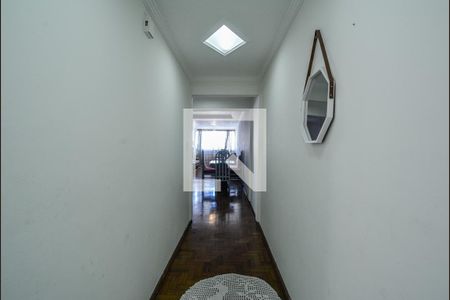 Apartamento à venda com 130m², 4 quartos e 1 vagaCorredor