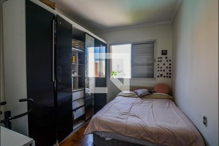 Apartamento à venda com 130m², 4 quartos e 1 vagaQuarto 2