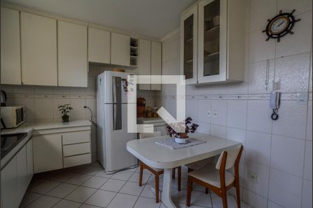 Apartamento à venda com 130m², 4 quartos e 1 vagaCozinha