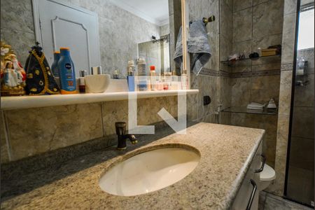 Apartamento à venda com 130m², 4 quartos e 1 vagaBanheiro da Suíte