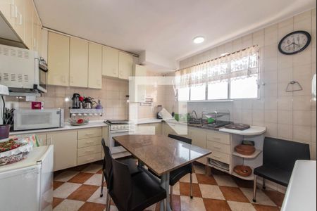Apartamento à venda com 76m², 2 quartos e 1 vagaCozinha
