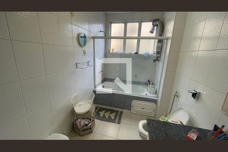 Apartamento à venda com 185m², 4 quartos e 1 vaga Apartamento à venda com 185m², 4 quartos e 1 vagaBanheiro 1