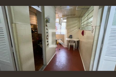 Apartamento à venda com 185m², 4 quartos e 1 vaga Apartamento à venda com 185m², 4 quartos e 1 vagaÁrea de Serviço