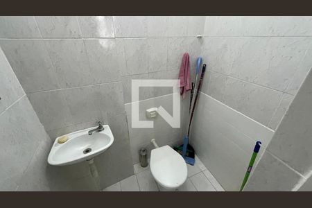 Apartamento à venda com 185m², 4 quartos e 1 vaga Apartamento à venda com 185m², 4 quartos e 1 vagaBanheiro de Serviço