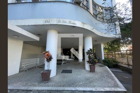 Fachada e portaria de apartamento à venda com 4 quartos, 185m² em Botafogo, Rio de Janeiro