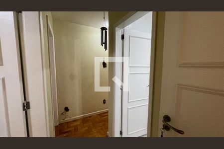 Apartamento à venda com 185m², 4 quartos e 1 vaga Apartamento à venda com 185m², 4 quartos e 1 vagaCorredor