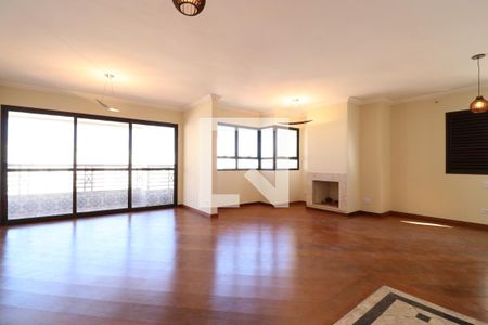 Sala de TV de apartamento para alugar com 3 quartos, 200m² em Perdizes, São Paulo