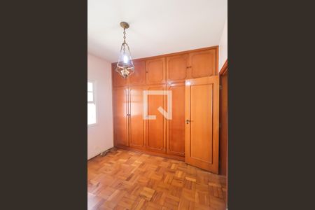 Quarto 1 de casa para alugar com 3 quartos, 120m² em Liberdade, São Paulo
